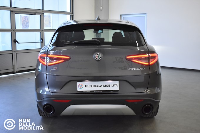 ALFA ROMEO Stelvio 2.2 Turbodiesel 210 CV AT8 Q4 Super